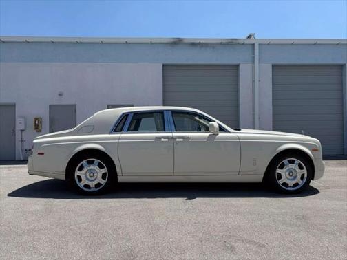 2011 Rolls-Royce Phantom VI Base