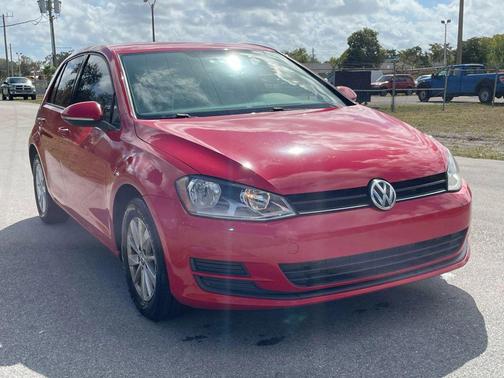 2016 Volkswagen Golf TSI S 4-Door