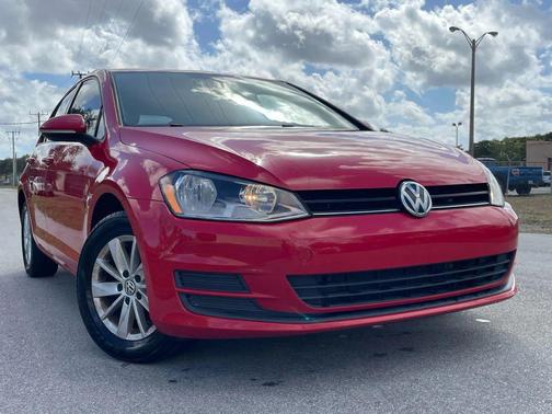 2016 Volkswagen Golf TSI S 4-Door