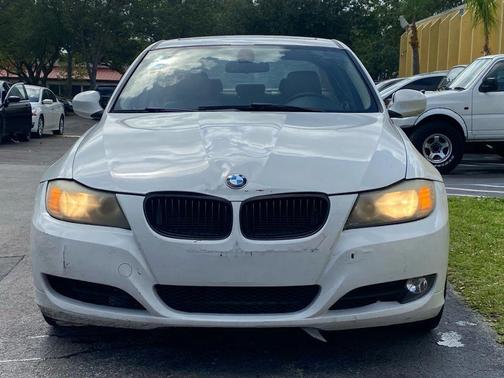 2011 BMW 328 328i Sedan 4D