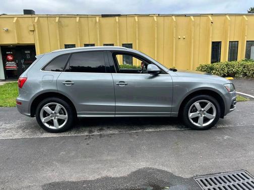 2011 Audi Q5 Premium Plus