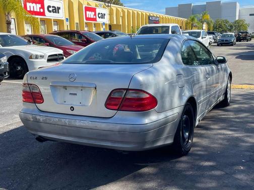 2001 Mercedes-Benz CLK-Class 320