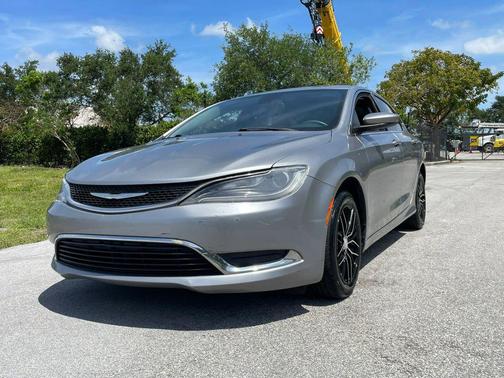 Billet Silver Metallic Clearcoat 2015 Chrysler 200 Limited