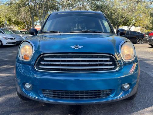 2011 MINI Cooper Countryman Base
