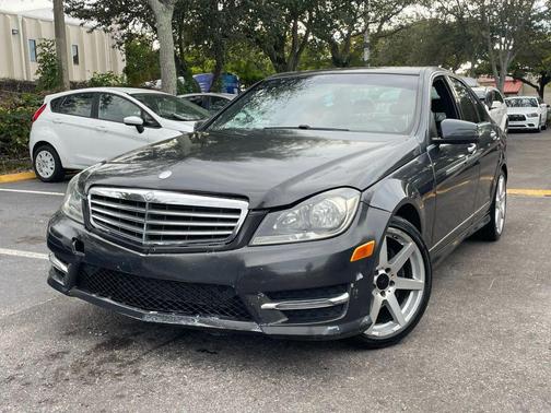2013 Mercedes-Benz C-Class C 300 4MATIC Sport