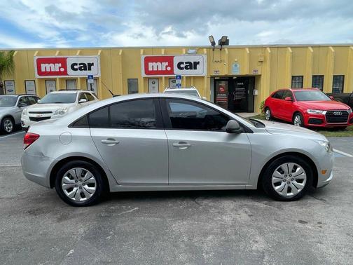 2013 Chevrolet Cruze LS