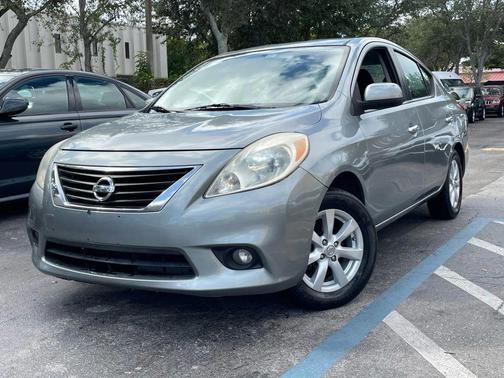 2012 Nissan Versa 1.6 S