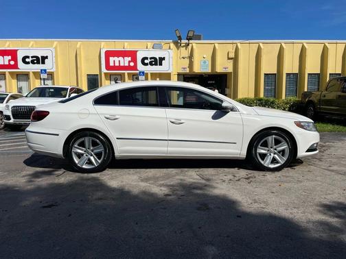 2014 Volkswagen CC Man R-Line