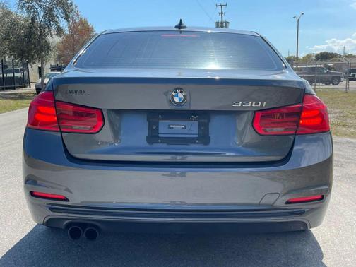 2017 BMW 330 330i Sedan 4D