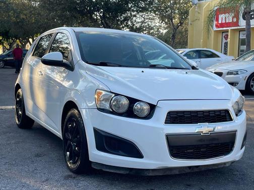 2014 Chevrolet Sonic LS