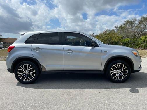 2017 Mitsubishi Outlander Sport 2.4 SE
