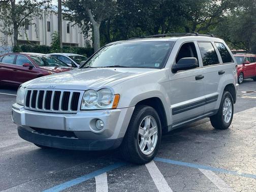 2005 Jeep Grand Cherokee Laredo