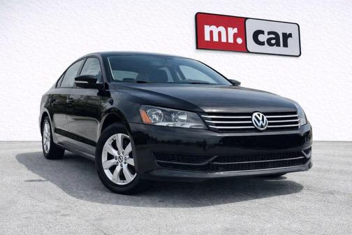 Black Uni 2015 Volkswagen Passat 1.8T S