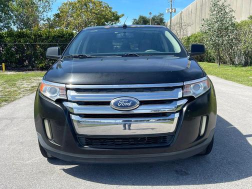Tuxedo Black Metallic 2011 Ford Edge Limited