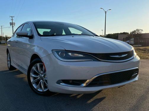 2015 Chrysler 200 C