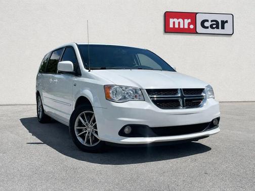 Bright White Clearcoat 2014 Dodge Grand Caravan SXT
