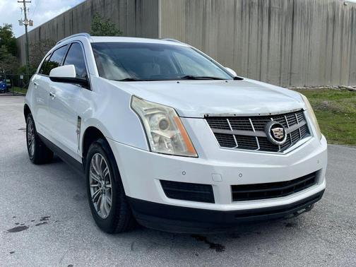White 2012 Cadillac SRX Luxury Collection