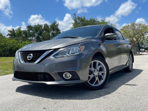 Gun Metallic 2019 Nissan Sentra SR