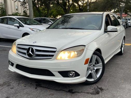 2010 Mercedes-Benz C-Class Luxury