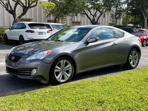 2010 Hyundai Genesis Coupe 3.8