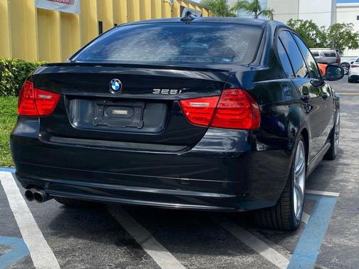 2011 BMW 328 328i Sedan 4D