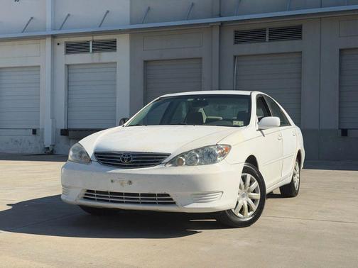 2005 Toyota Camry XLE