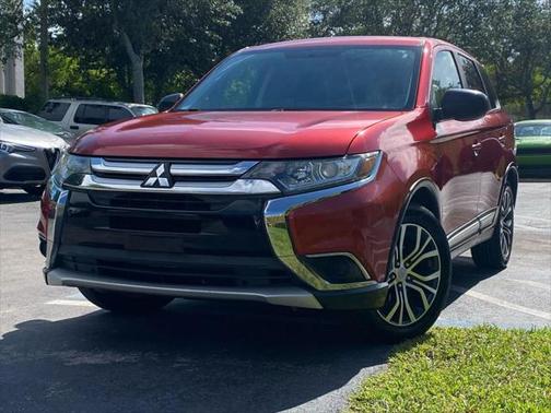 2016 Mitsubishi Outlander ES