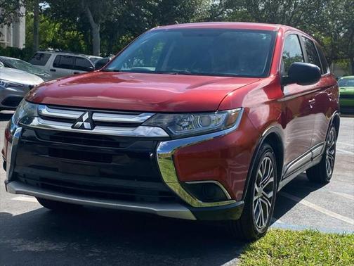 2016 Mitsubishi Outlander ES