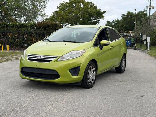 2013 Ford Fiesta SE