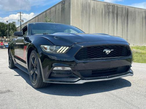 Black 2015 Ford Mustang V6