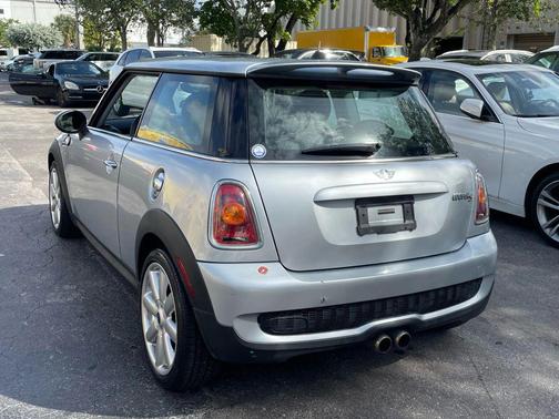 2007 MINI Cooper S Base