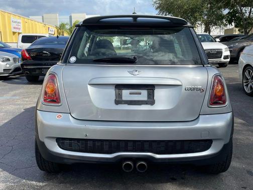 2007 MINI Cooper S Base
