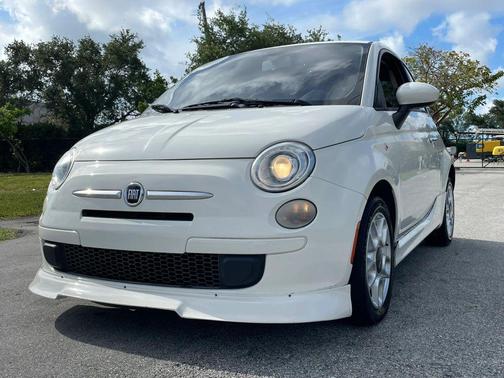 Bianco (White) 2013 FIAT 500 Pop