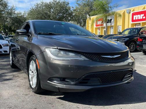 2016 Chrysler 200 S