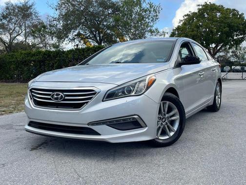 2015 Hyundai SONATA SE