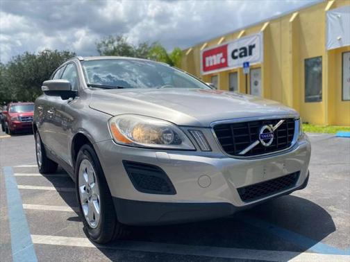 2012 Volvo XC60 T6 R-Design