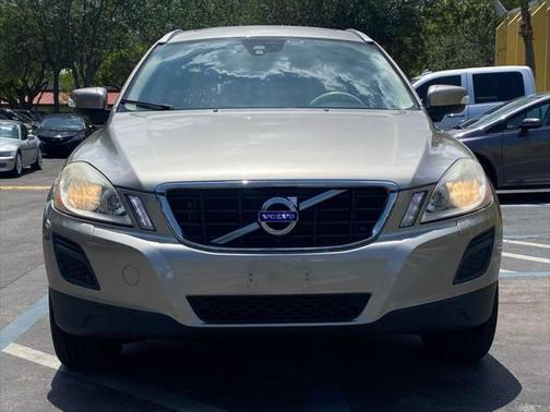 2012 Volvo XC60 T6 R-Design