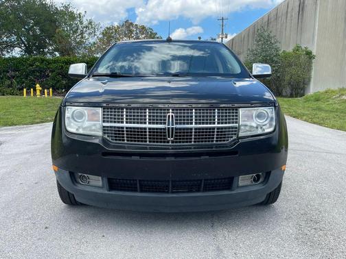 Tuxedo Black Metallic 2010 Lincoln MKX Base
