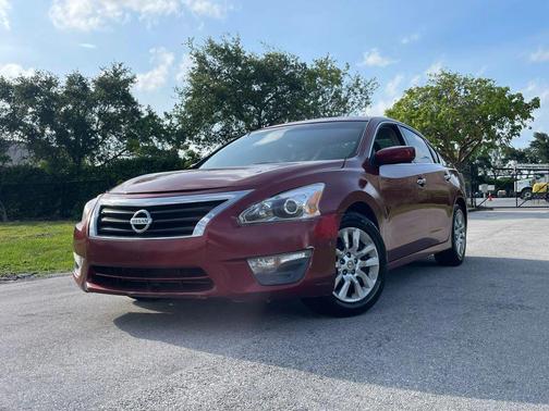 Cayenne Red Metallic 2013 Nissan Altima 2.5 S