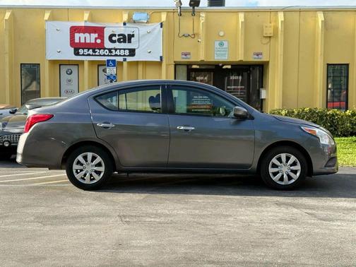 2018 Nissan Versa 1.6 SV