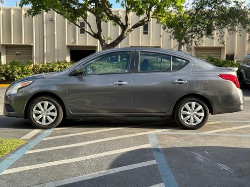 2018 Nissan Versa 1.6 SV