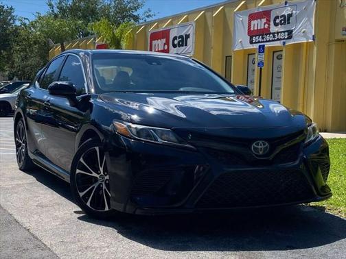 2018 Toyota Camry XLE
