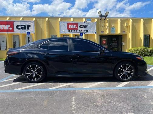 2018 Toyota Camry XLE