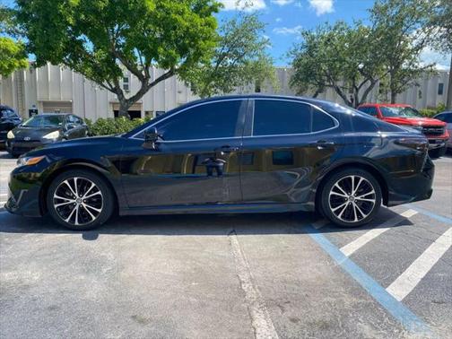 2018 Toyota Camry XLE