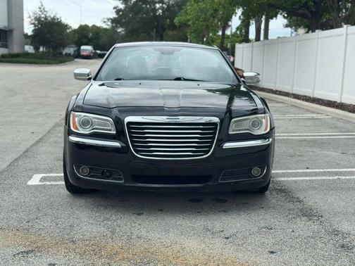 2011 Chrysler 300 Limited