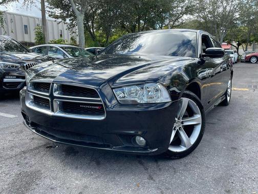 2013 Dodge Charger SE