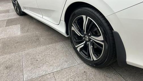 2017 Honda Civic Touring