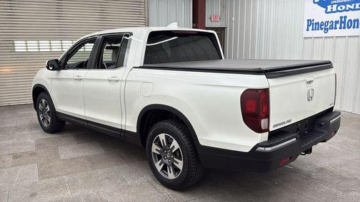 White Diamond Pearl 2017 Honda Ridgeline RTL