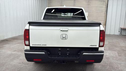 White Diamond Pearl 2017 Honda Ridgeline RTL