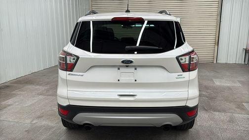 White Platinum Metallic Tri-Coat 2017 Ford Escape SE